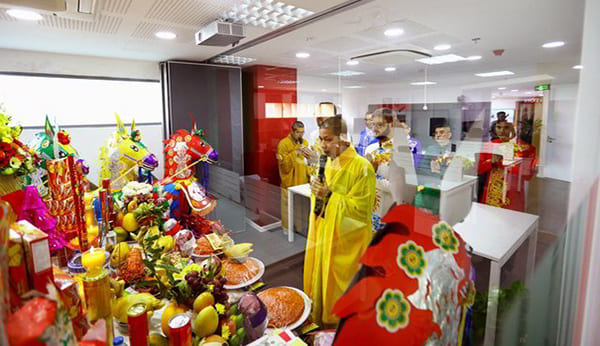 Bài văn cúng khấn chuyển văn phòng làm việc mới