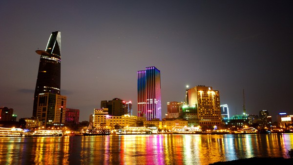 Chuyển nhà từ Sài Gòn ra Hà Nội như thế nào?
